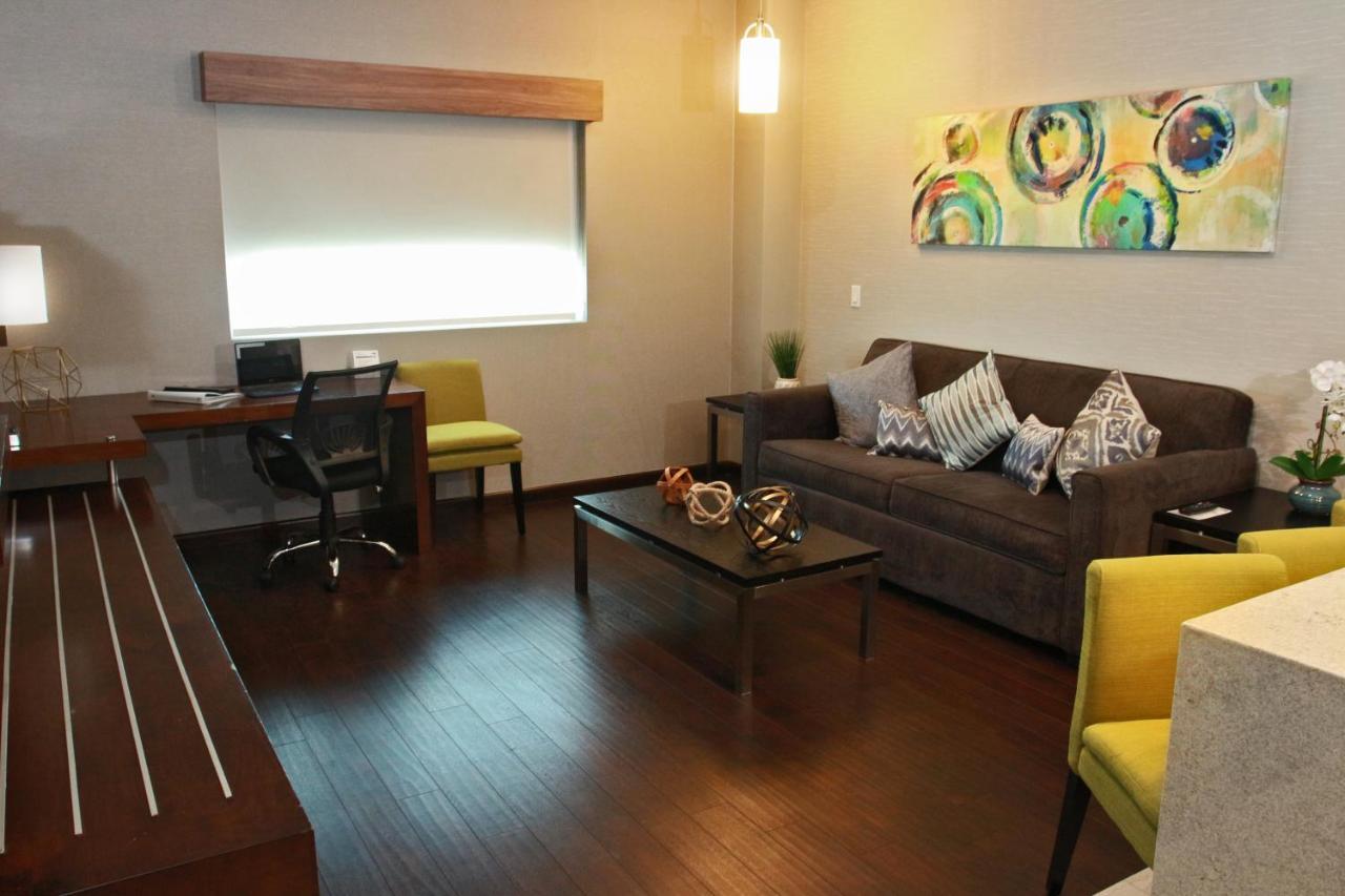 Holiday Inn Express & Suites Mexicali By Ihg Eksteriør bilde