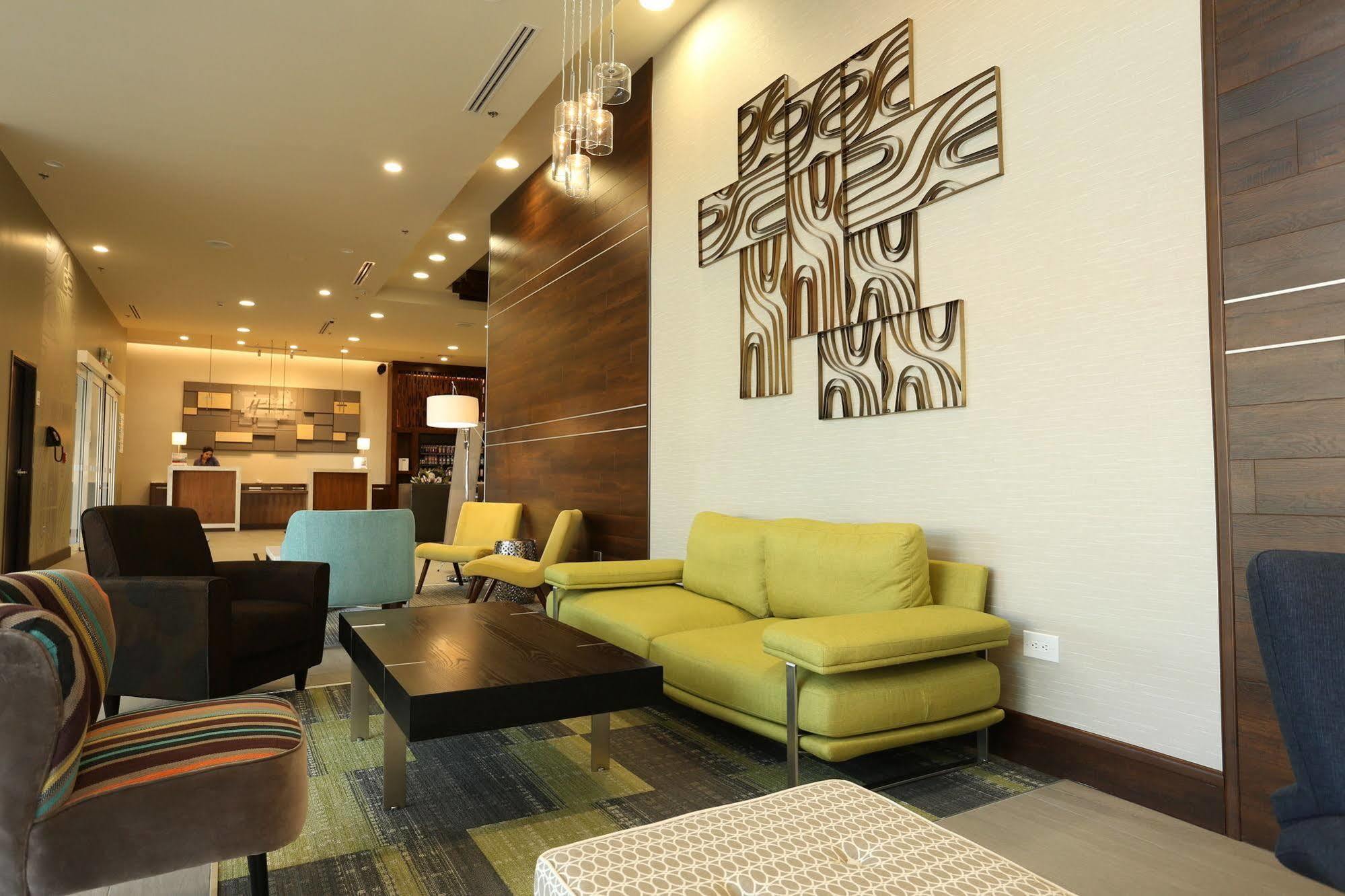 Holiday Inn Express & Suites Mexicali By Ihg Eksteriør bilde
