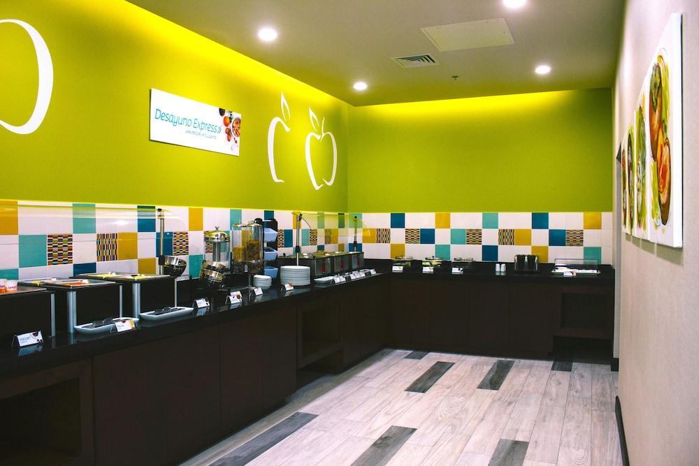 Holiday Inn Express & Suites Mexicali By Ihg Eksteriør bilde
